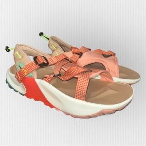 Nike Oneonta Sandal / Light Madder Root color / Women’s Size 9 US